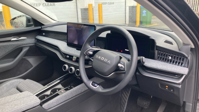 Skoda Superb 1.5 TSI e-TEC SE Technology 5dr DSG Petrol Estate